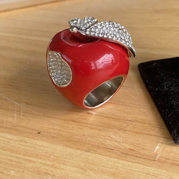 Vintage Y2k Womens Large Crystal Enamel Red Bitten Apple Ring - Picture 6 of 7